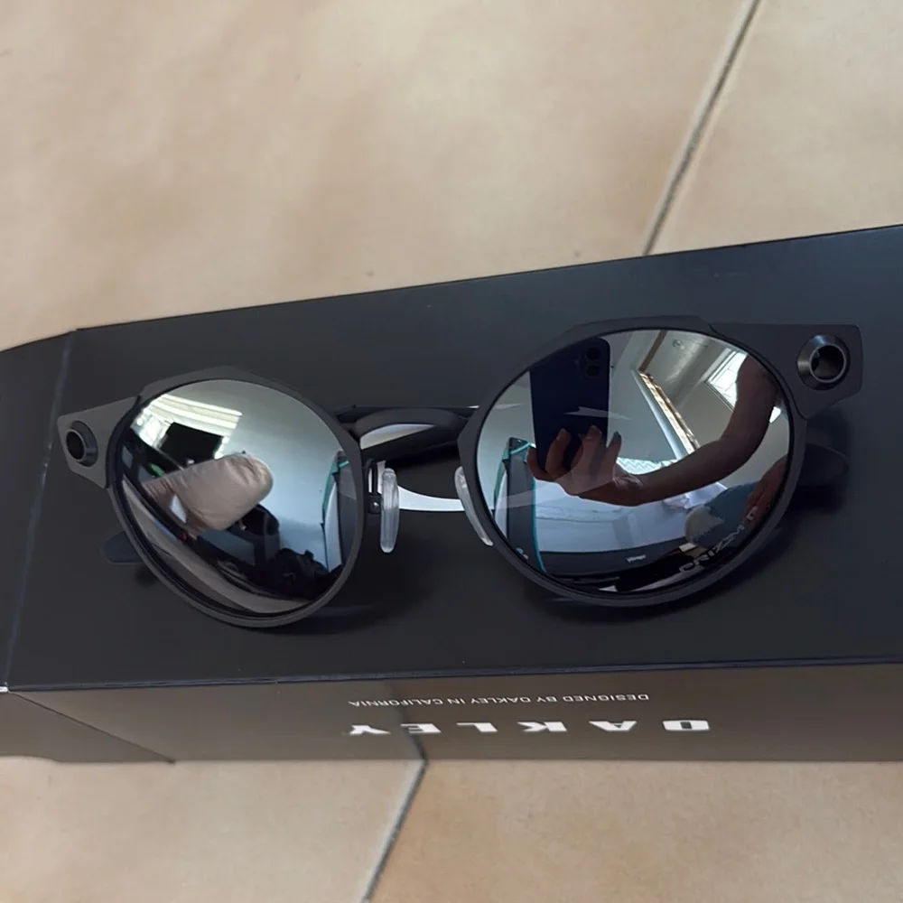 Oakley Prizm Black Polarized Glasses